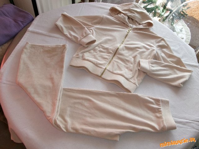 ZAMATOVÁ súprava H&M pre slečny...............na 12-14 rokov..................OD EURA - VB