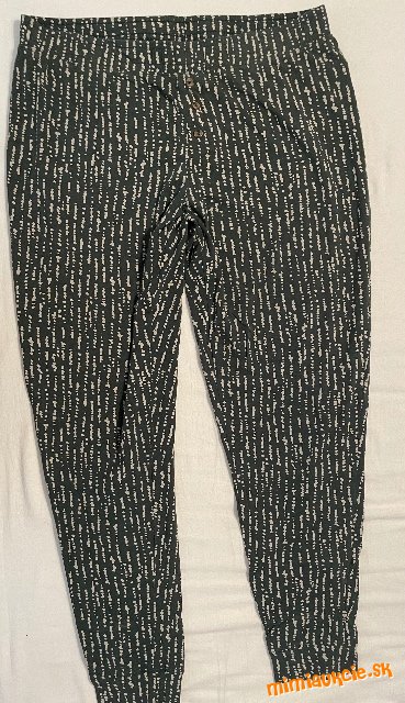 Damske pyzamo spodok