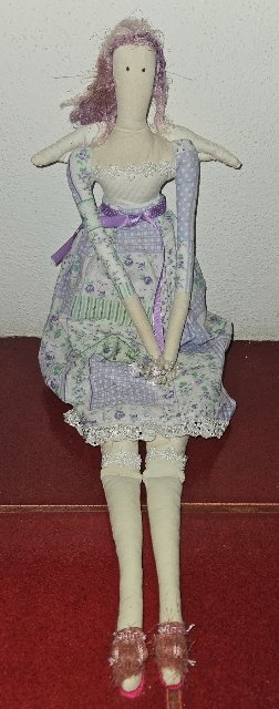 dekoratívna bábika