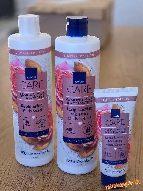 Set s mandľovým mliekom a ružovou vodou