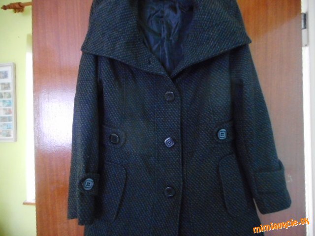 Krásny kabátik Agathe Velmont na prechodné obdobie