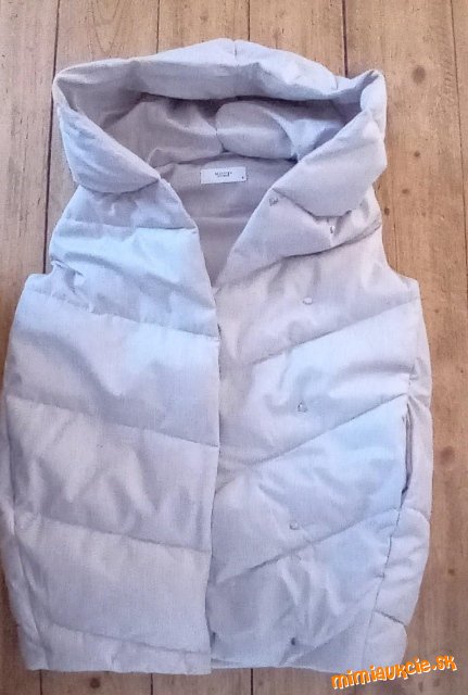 Hrubá vesta Reserved