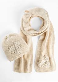 Pekná pletená súprava (2-dielna) s kvetovanou potlačou