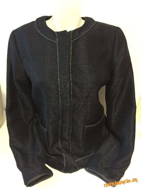 KVALITNÉ SAKO TATUUM