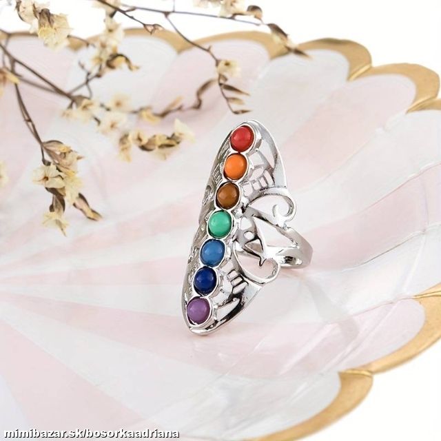 Čakrový prsteň ako neobvyklý,no liečivý šperk pre všetkých,čo potrebujú stabilizovať a uzdraviť :-D