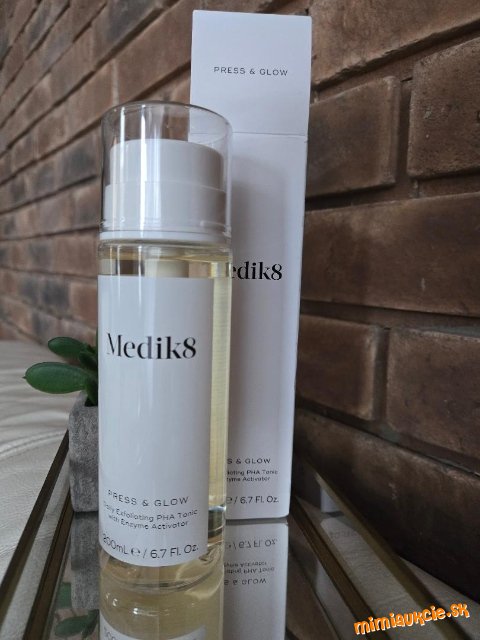Medik8 Press & Glow PHA tonic 200ml