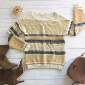 ** huňatý pulover CAMAIEU ** S