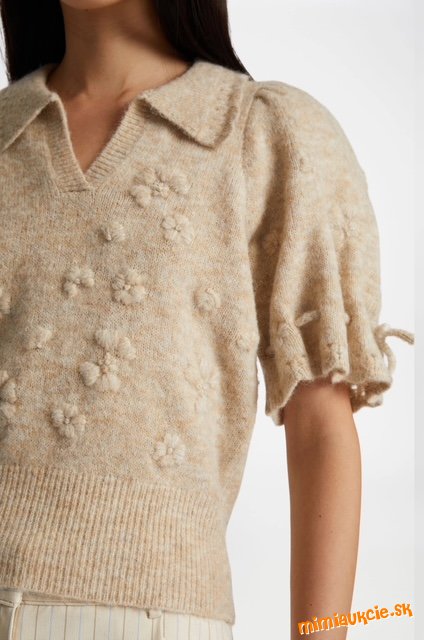 Nadherny pulovrik -novinka Reserved -  v predajni 29,99eur