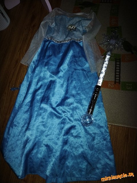 Elsine šaty a žezlo