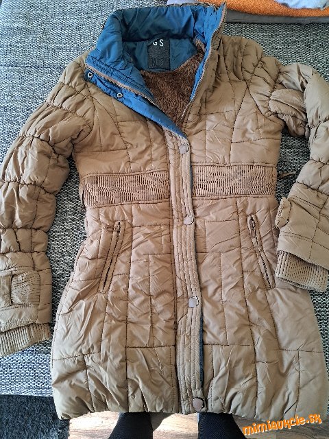 Damska  bunda...velk 42 ....