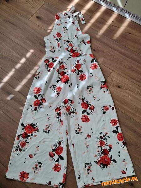 kvetovaný overal veľ. 40