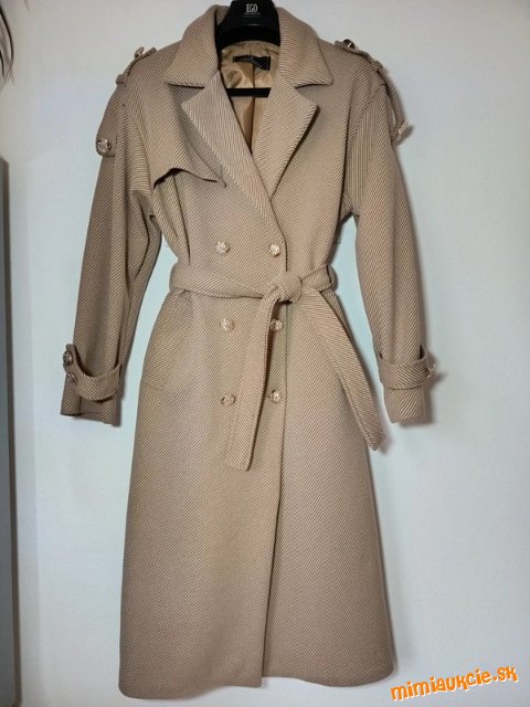nový bledohnedý kabát veľ. 40