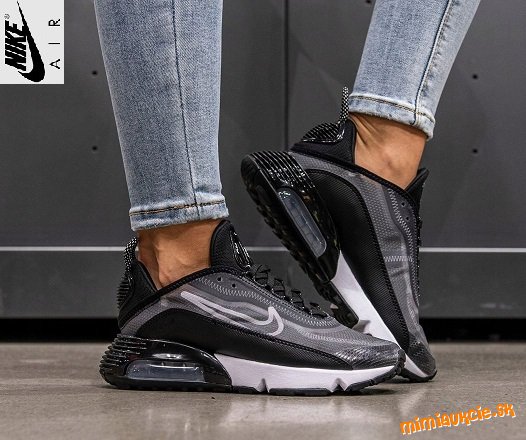 Damske sneakery NIKE AIR !!! Velkost 40,5 !!! POVODNA CENA 167 EUR