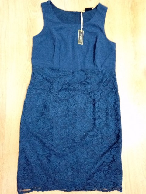 BPC selection  šaty  s čipkou***42***