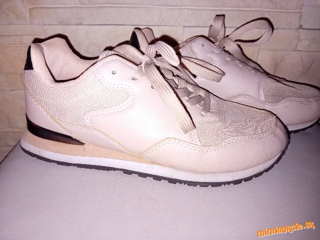 Damske botasky,tenisky***38**