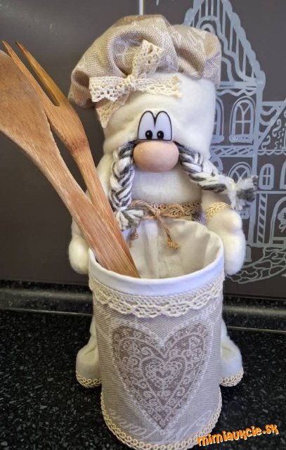 *** handmade stojan na varešky so škriatuľkou***