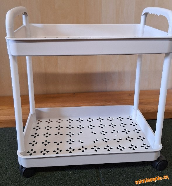 *** plastova polička na kolieskach***