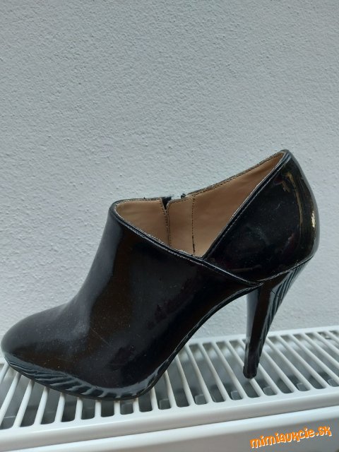 podčlenkove prechodne lodičky  vel 40