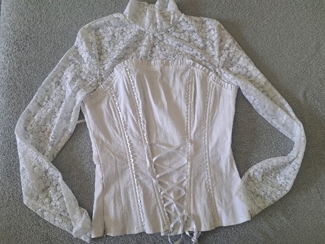 DAMSKA BLUZKA ....VELK.42....P.C.28 EUR