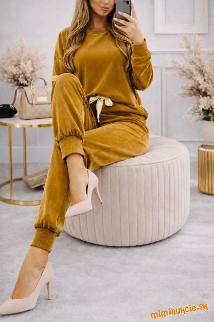 Damska talianská velúrová súprava Mustard