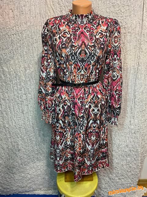 nádherné farebné šaty s gumičkami Shein