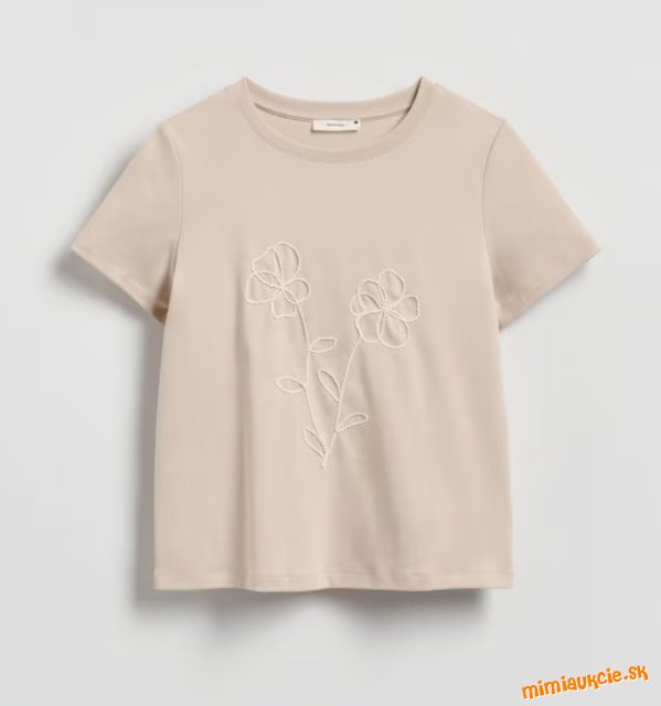 Bavlneny top s visitou aplikaciou - nova kolekcia Reserved - v predajni 19,99eur