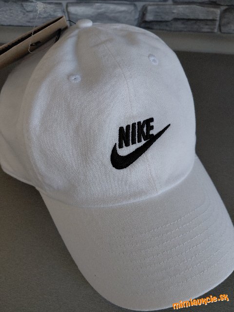 Šiltovka nike biela