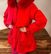 Dámska červená bunda XL