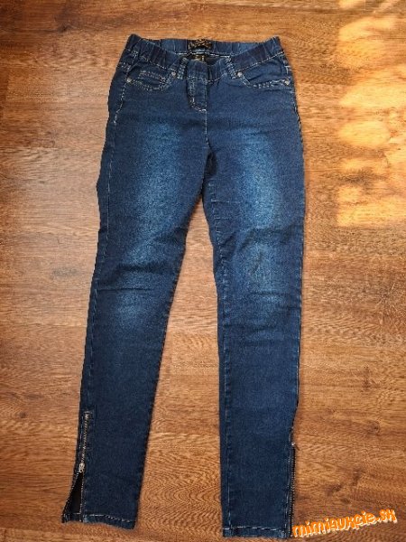 Elastické slim jeansy Bonprix