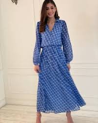 modro modré denné šaty Reserved