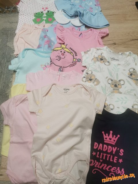 Balík oblečenia pre dievčatko 3-6 mesiacov