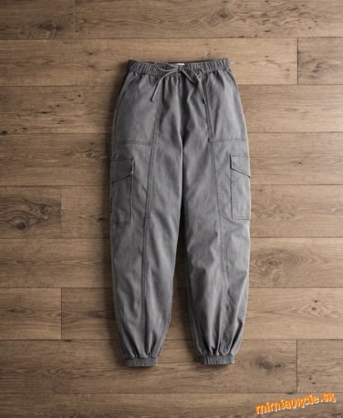 HOLLISTER prekrasne damske Cargo nohavice s kapsami ..... TOTALNY VYPREDAJ ................ IBA 1KUS