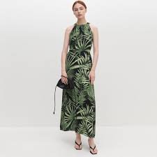 zeleno čierne viskozové šaty s motívom listov Reserved