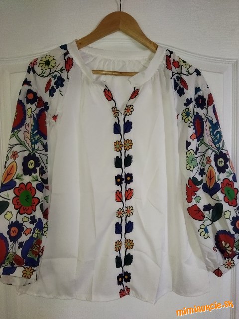 Dámska blúzka s kvetinovými rukávmi č. L/XL