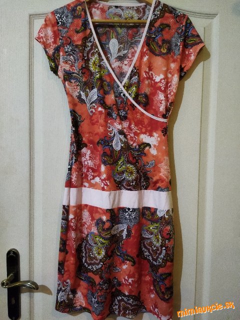 Nádherné dámske šaty s paisley vzorom č. M