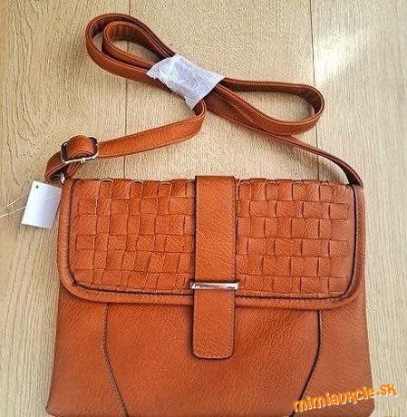 nová koňaková crossbody kabelka