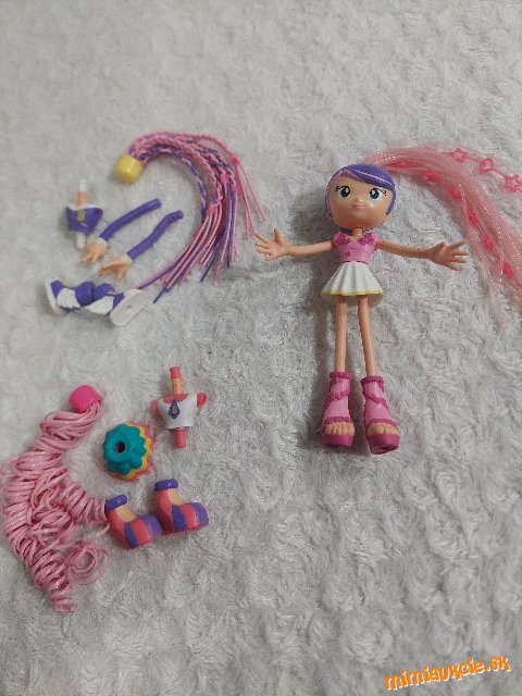 Bábika Betty spagety