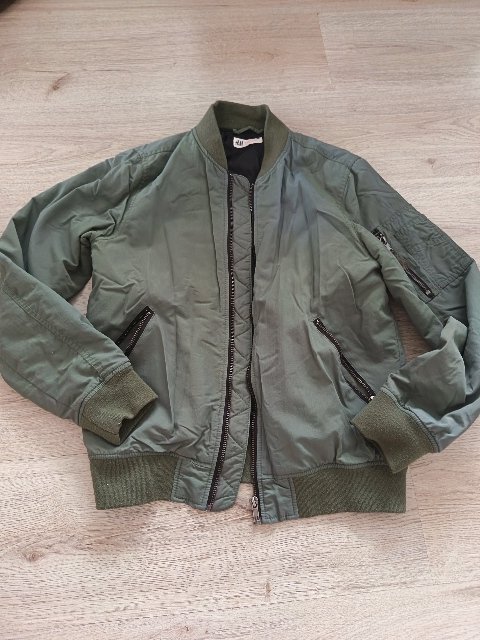 Bomberka H &M
