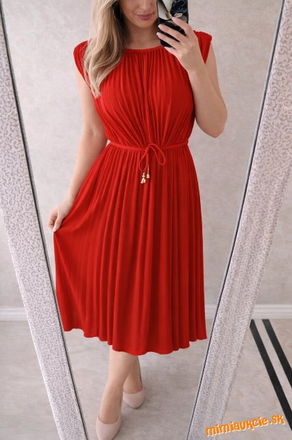 Dámske plisované šaty red