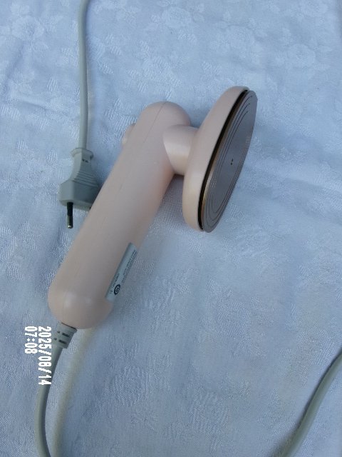 MINI cestovná ŽEHLIČKA - NAPAROVACIA...................OD EURA - Ad