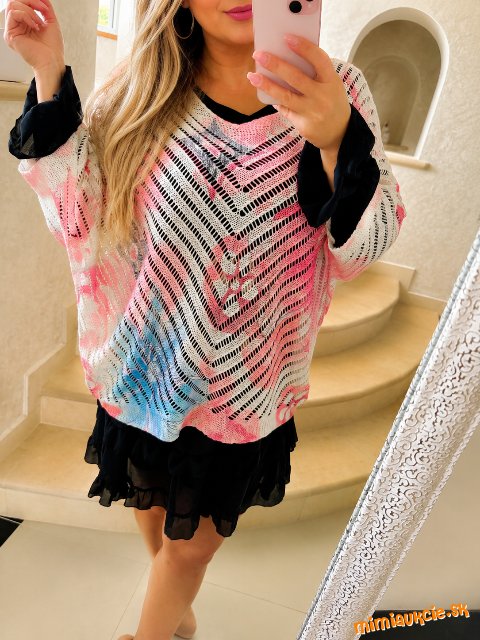 Damsky oversize háčkovaný svetrik pinky