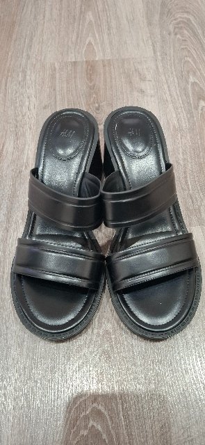 Damské šlapky H&M vel.38- čítajte popis ďakujem