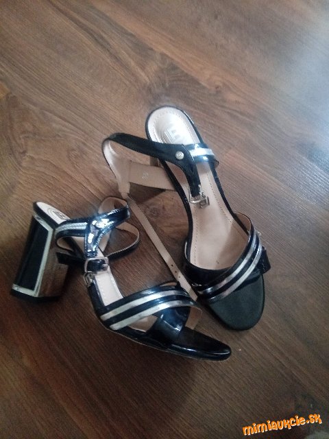 Luxusne sandalky Laura Biagotti