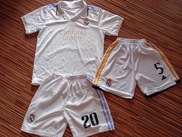 Dres REAL MADRID +1 kratasy zdarma***14rokov