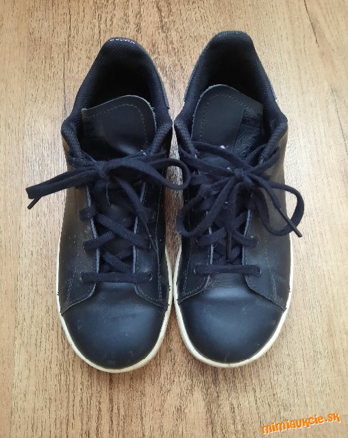 Tenisky adidas v.34