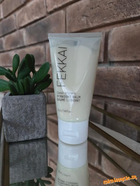 Fekkai Straight Balm ochranny balzam  na vlasy 50ml