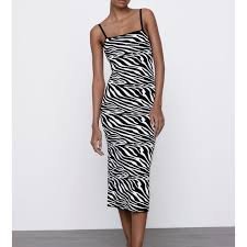 bielo čierne zebra šaty Zara