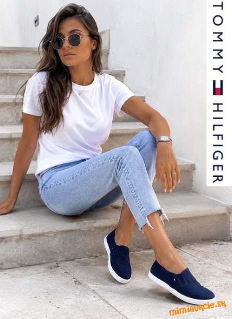 Pohodlne damske topanky TOMMY HILFIGER !!! Nove s krabicou !!! Velkost 38 !!! SUPER CENA