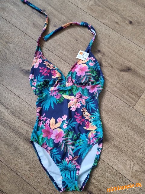 nové prekrásne celé plavky Decathlon veľ. 36