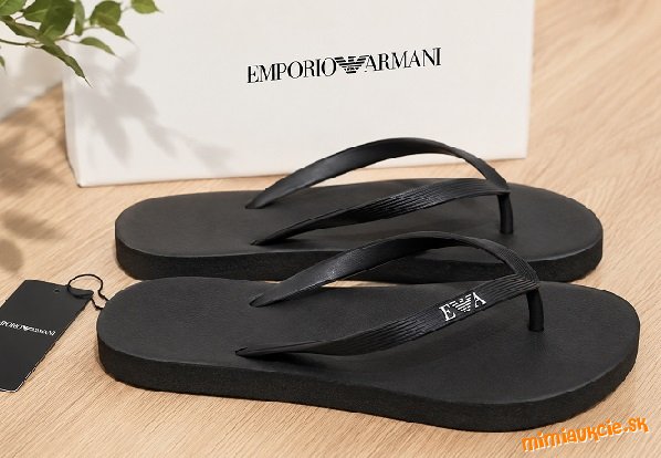 Panske slapky EMPORIO ARMANI !!! Nove s krabicou !!! Velkost 46 !!! SUPER CENA